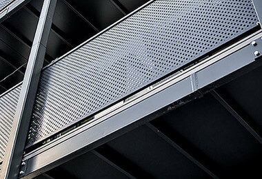 Alumíniumkorlátok Bécs központjában