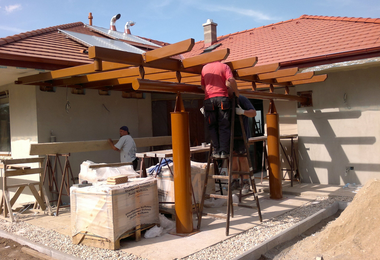 Családi ház előtető